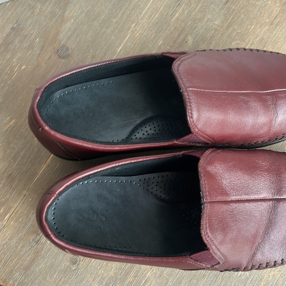 SAS Tripad Comfort Burgundy Leather Dream Loafers Shoes Slip-On Women's 8.5 W - Picture 11 of 16